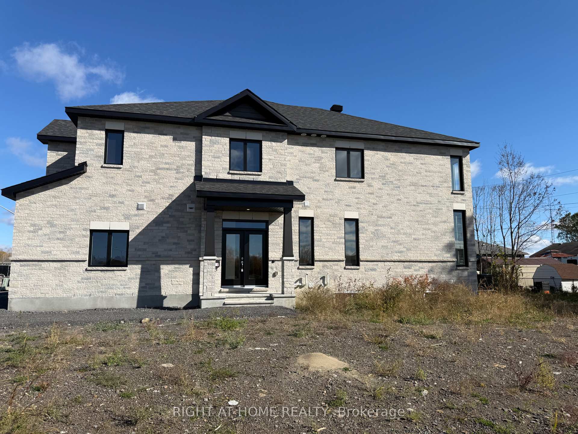 Photo of 1 Fisher Avenue W