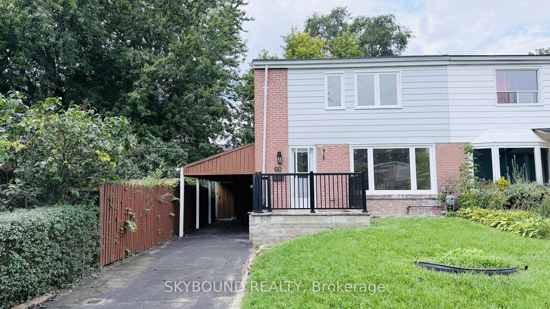Front of Unit Main, 60 Chelwood Road