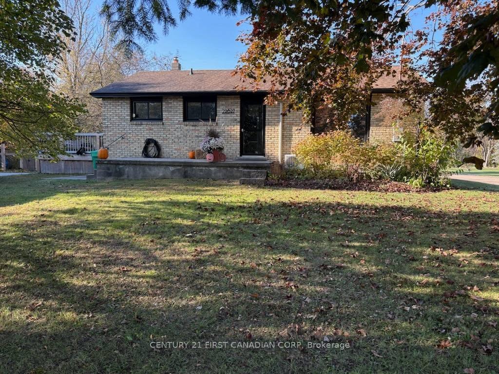 Photo of 22827 Melbourne Road