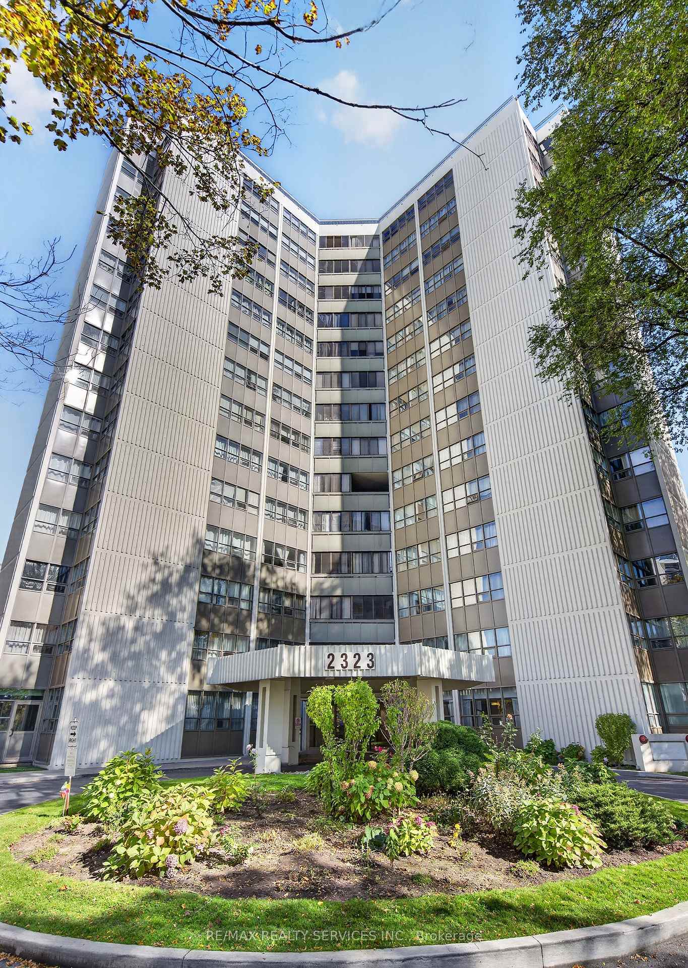 Photo of Unit 1101, 2323 Confederation Parkway
