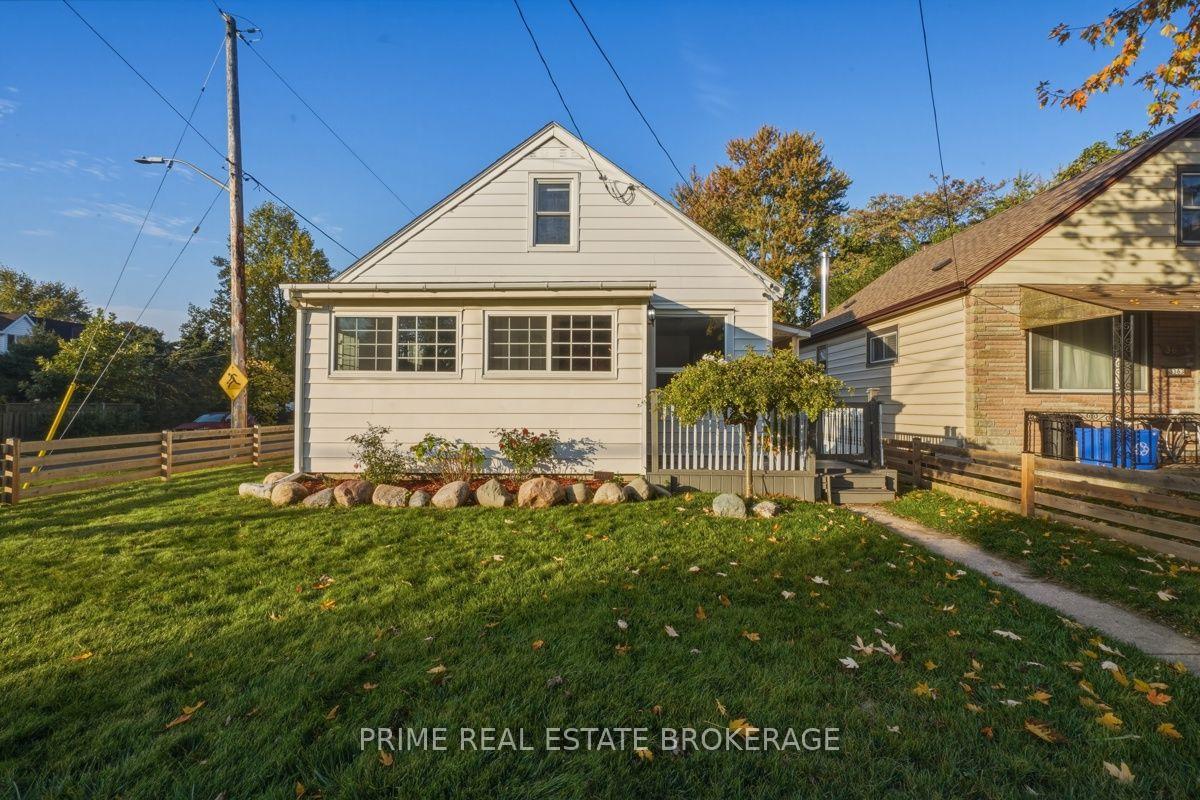 Photo of 361 Spruce Street