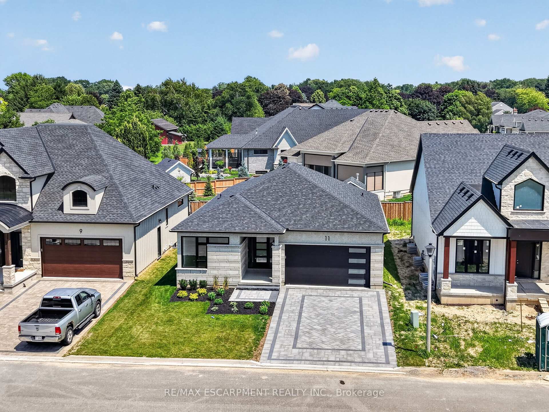 Photo of 11 Oakley Drive