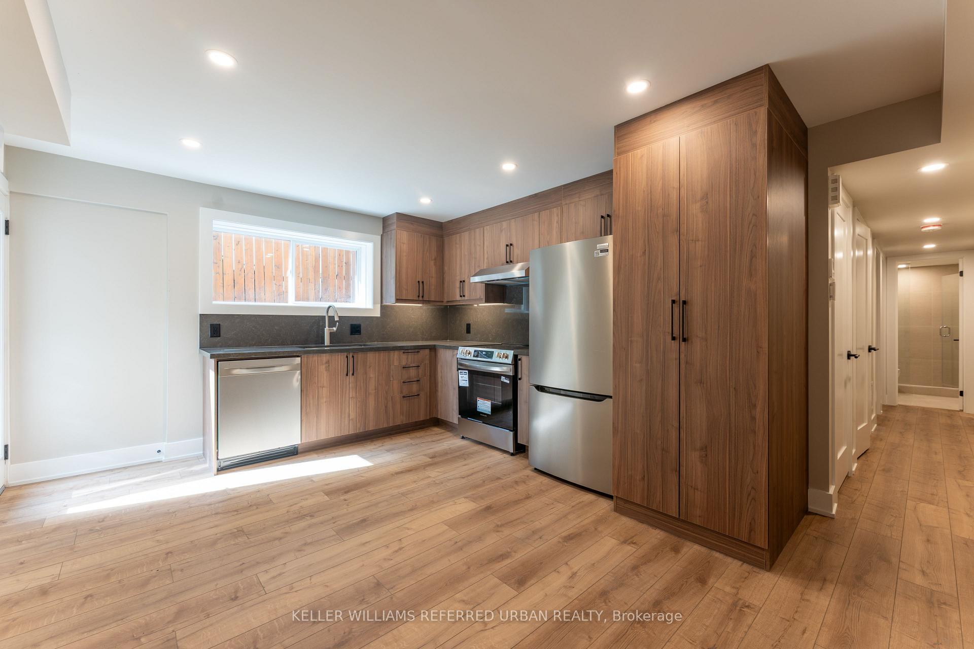 Photo of Unit 1, 352 Jones Avenue