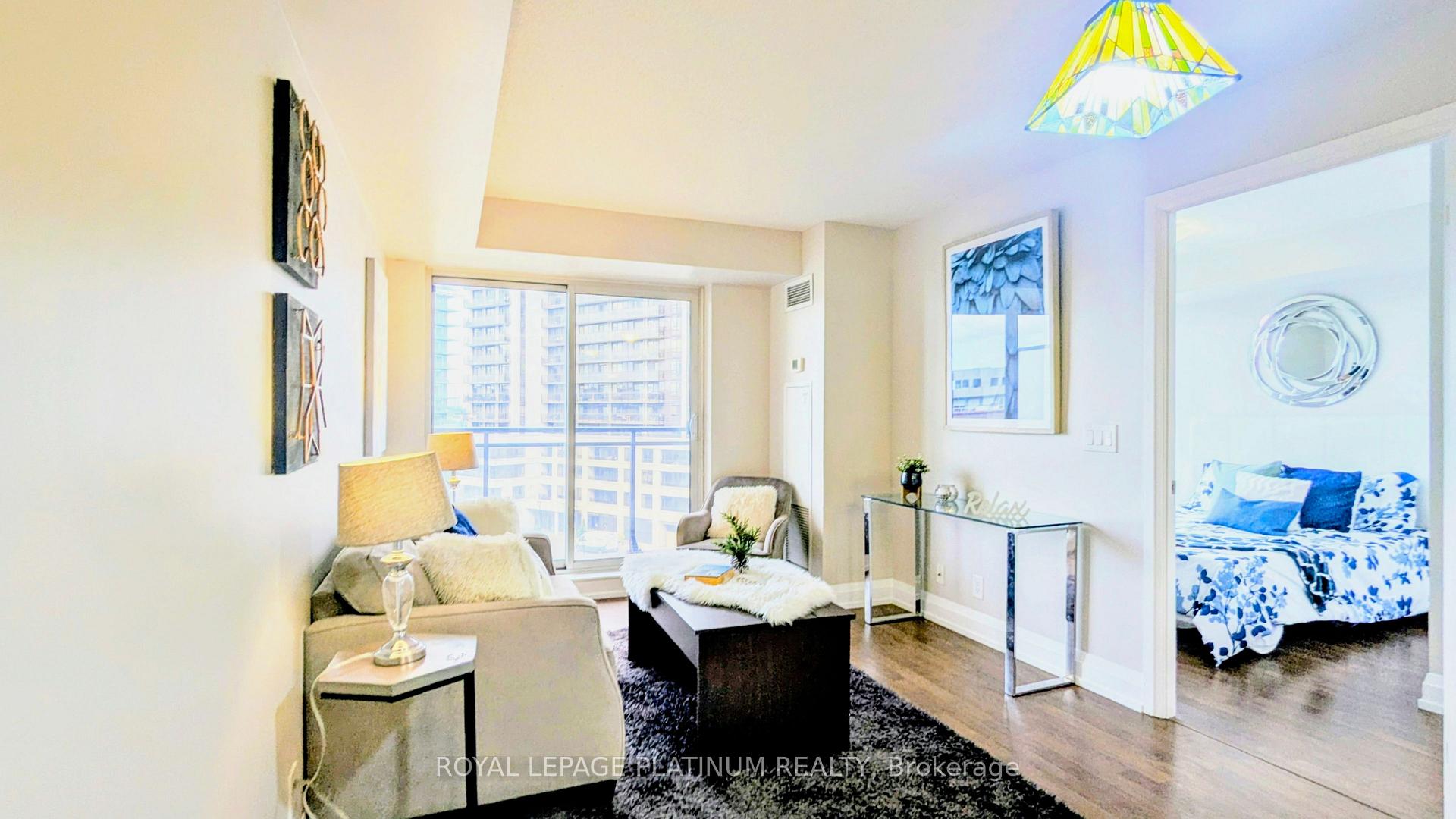 Photo of Unit 503, 1070 Sheppard Avenue W