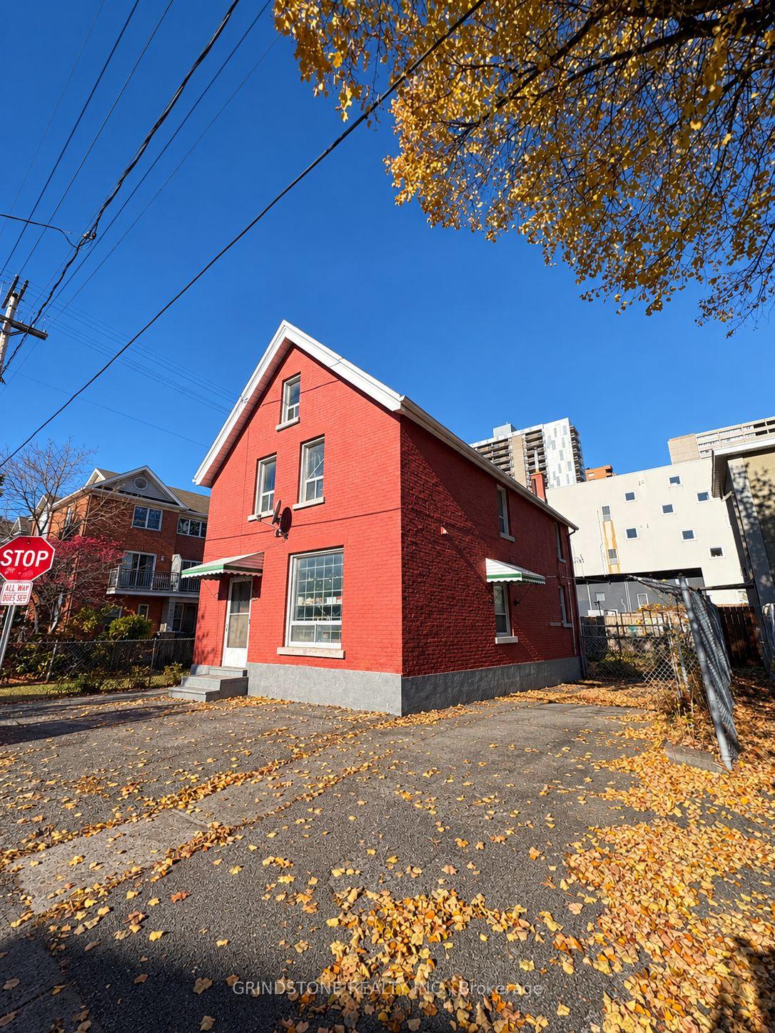 Photo of 565 Lisgar Street