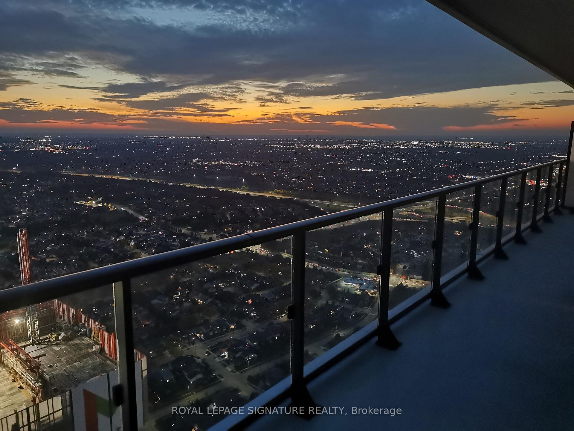 Photo of Unit 6711, 448 Burhamthorpe Road W