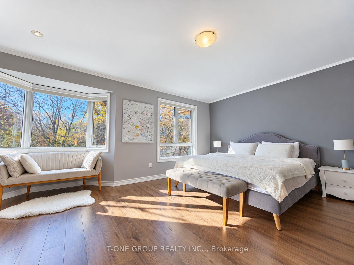 Photo of Unit 9, 125 Weldrick Road W
