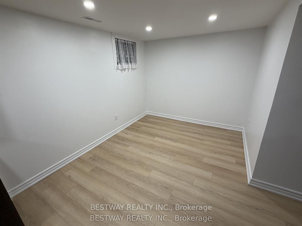 Photo of Unit Basement, 78 Dragon Crescent