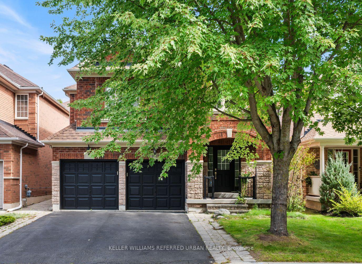 Photo of 1002 Oaktree Crescent
