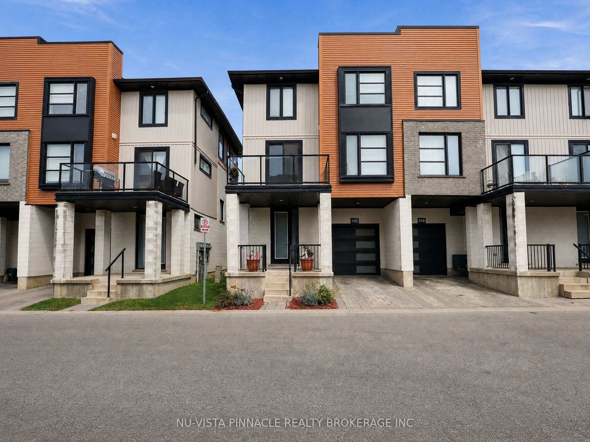 Photo of 960 West Village Square