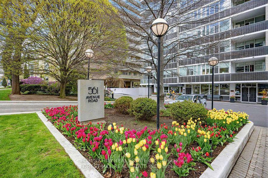 Photo of Unit 305, 561 Avenue Road