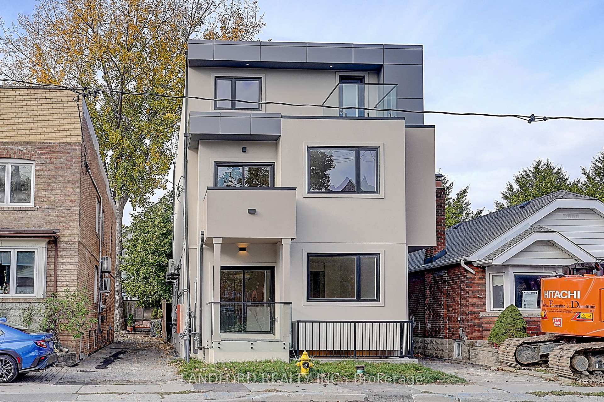 Photo of Unit Unit 1, 1344 Pape Avenue