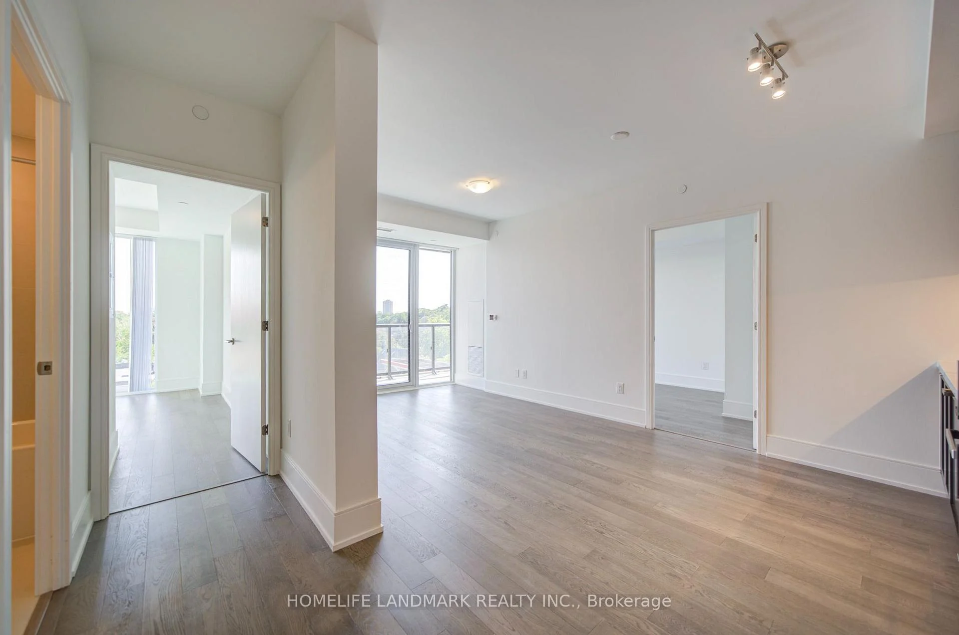 Photo of Unit 213, 2450 Bloor Street W