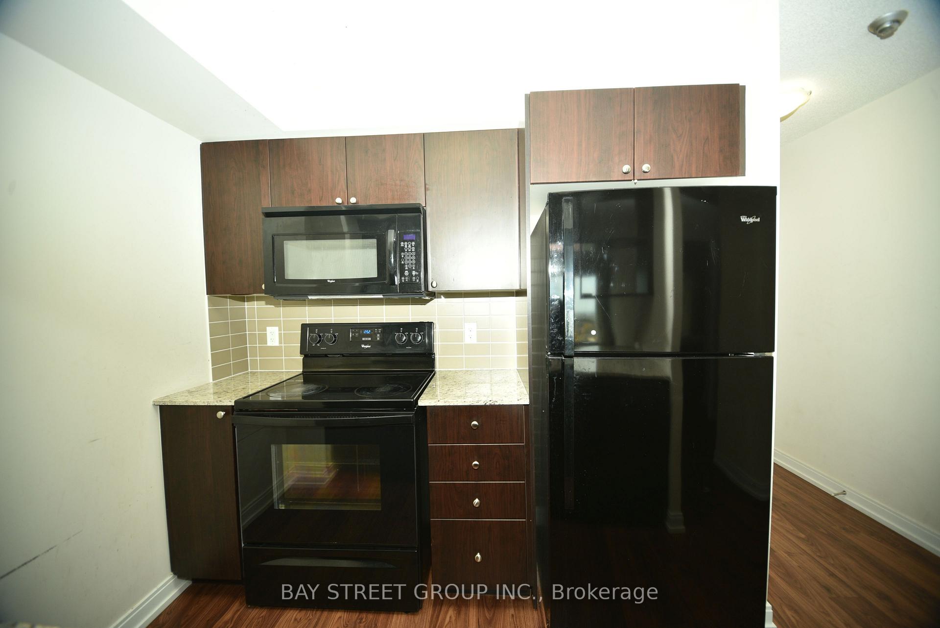 Photo of Unit 2511, 181 Village Green Square W