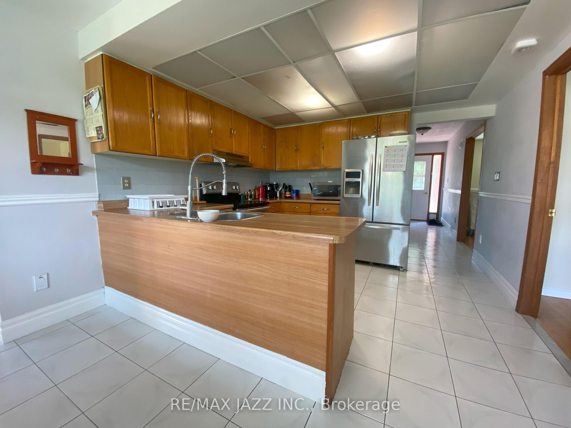 Photo 8 of 8 Cloverfield Street, Clarington, Courtice — HOMEH