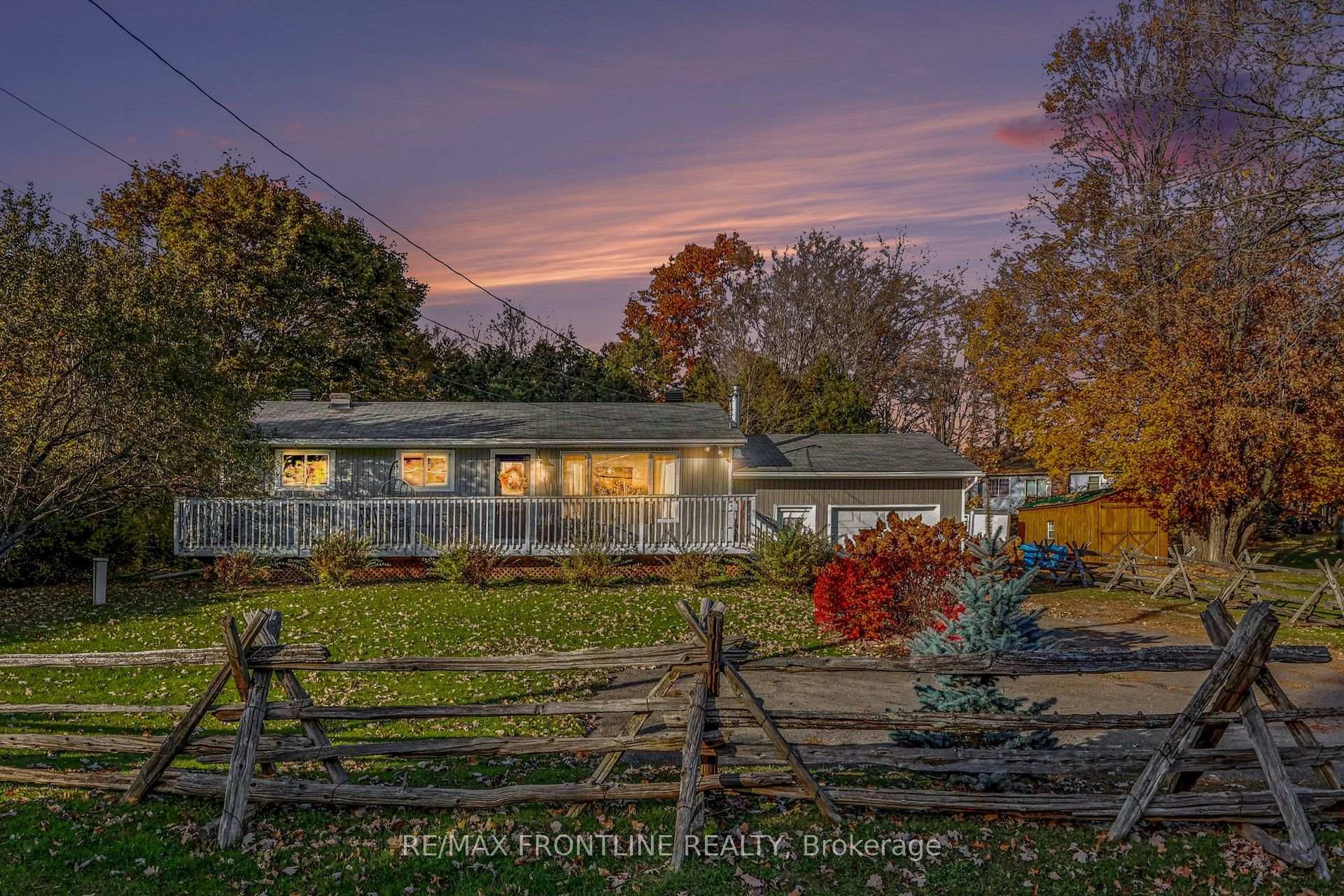 Photo of 2498 Rideau Ferry Road