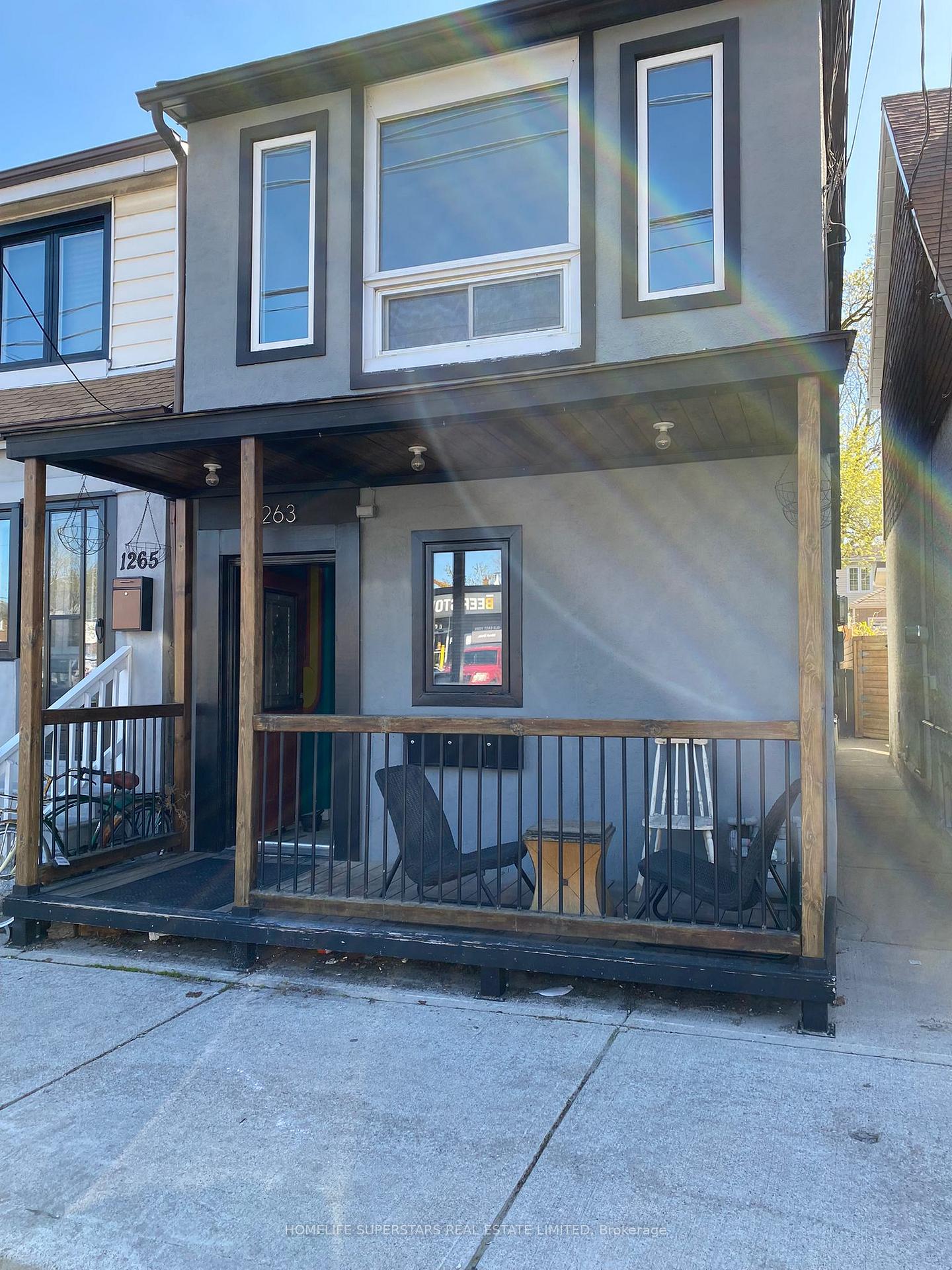 Front of 1263 Woodbine Avenue