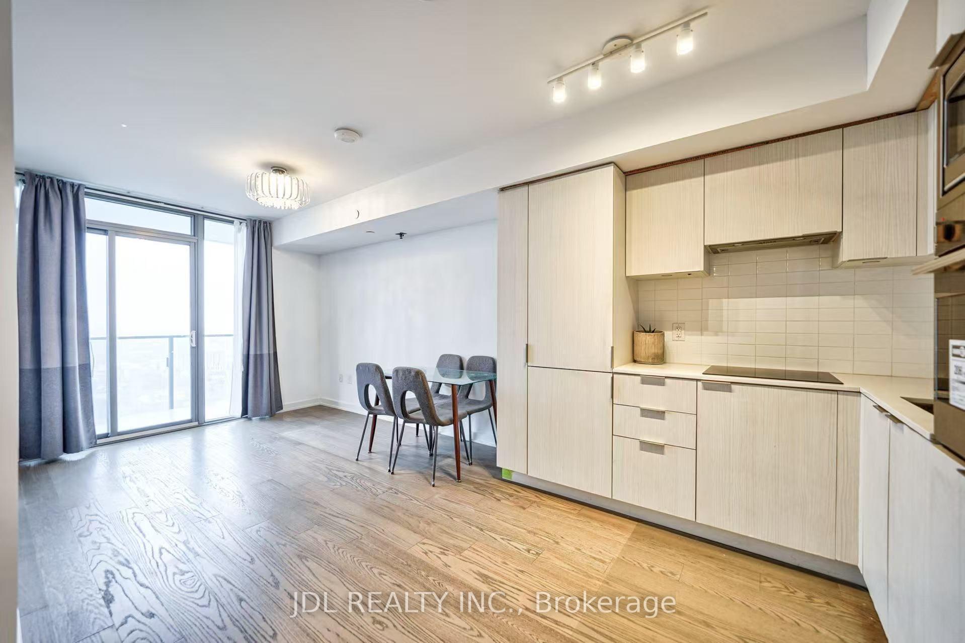 Photo of Unit 4106, 11 Wellesley Street W