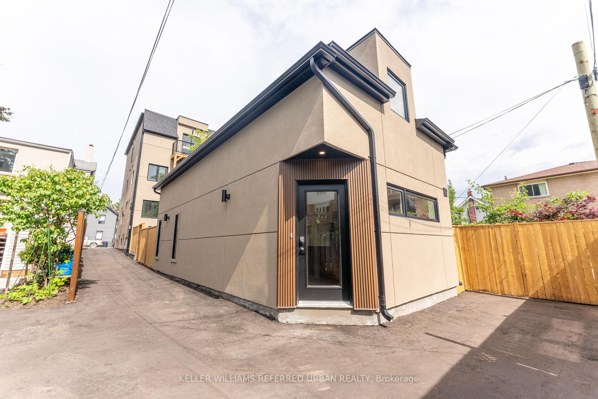 Photo of Unit 5, 352 Jones Avenue