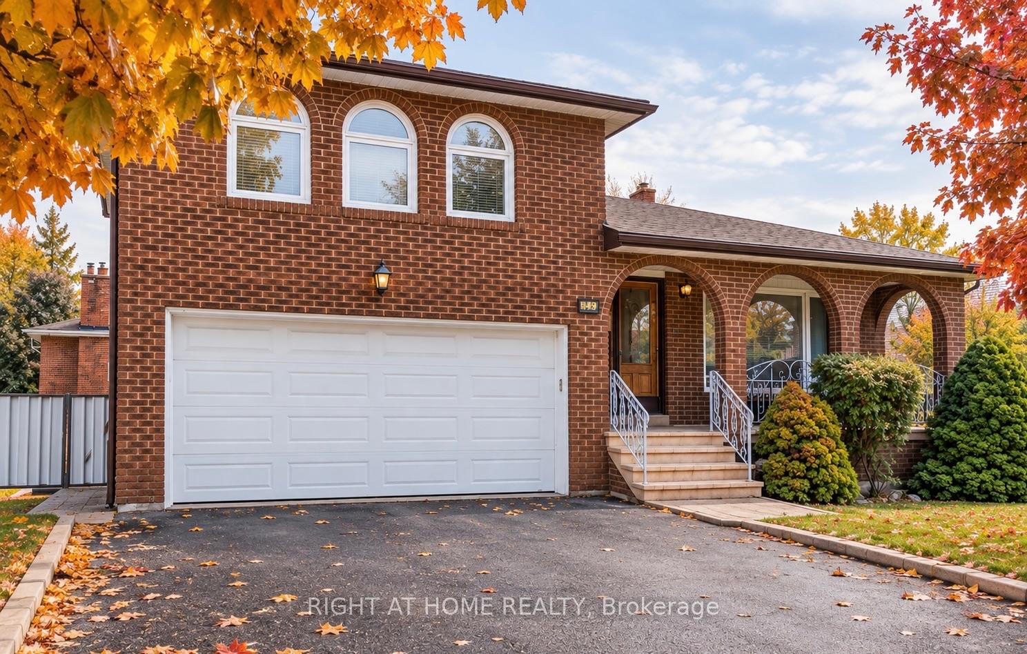 Photo of 149 Jeanne Drive W