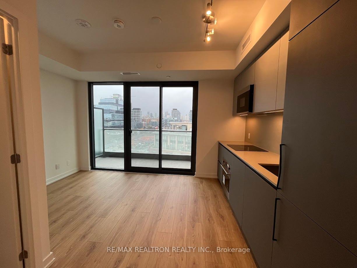 Photo of Unit 1409, 35 Parliament Street