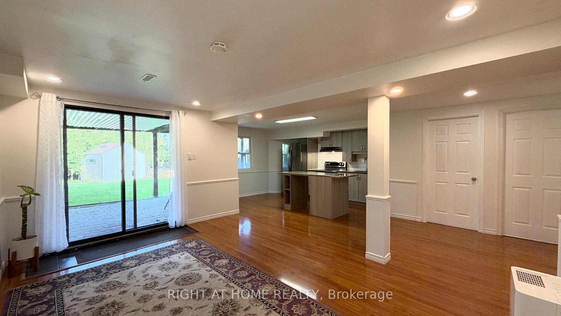 Photo of Unit Basement, 423 Crossland Gate