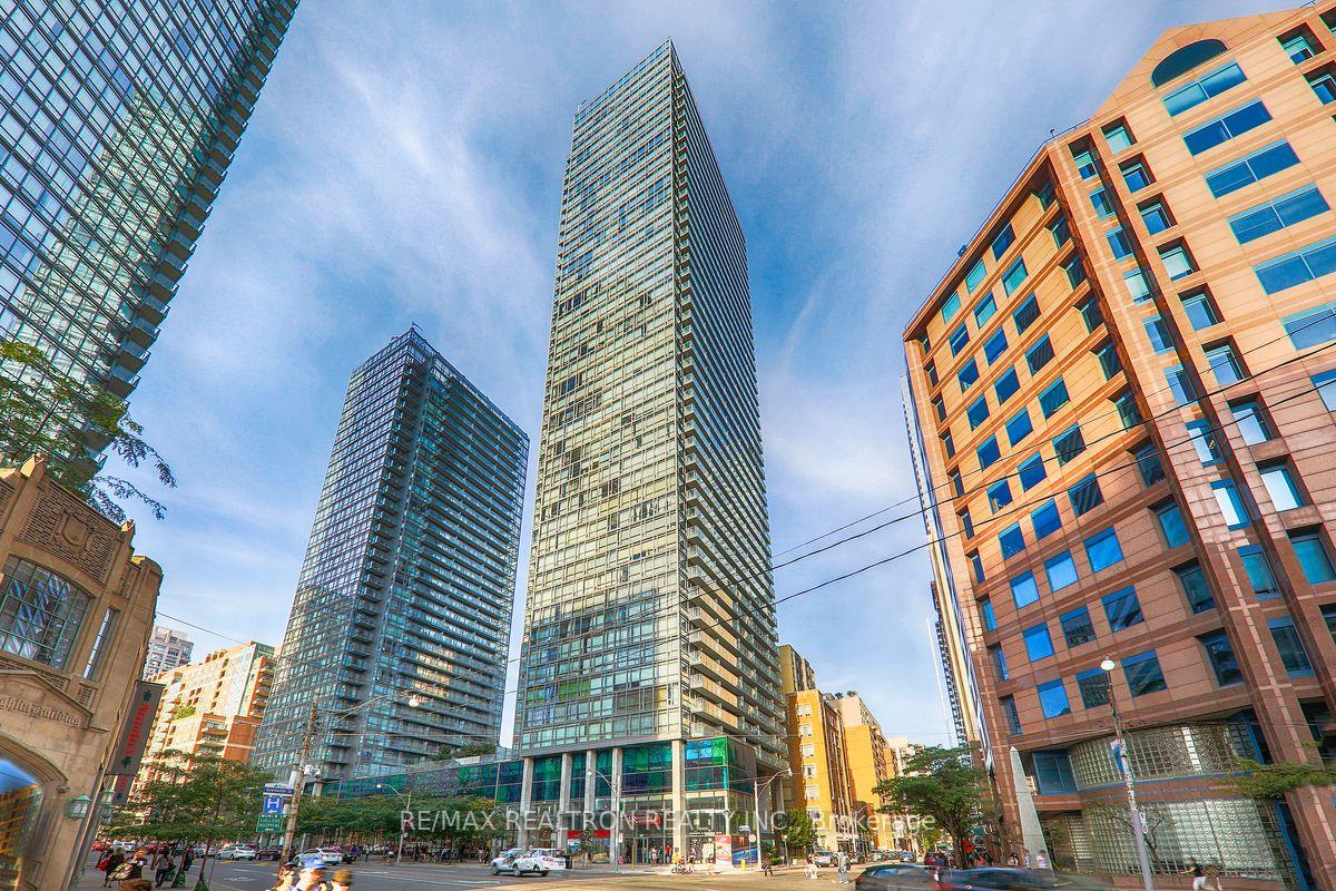 Photo of Unit 3305, 38 Grenville Street