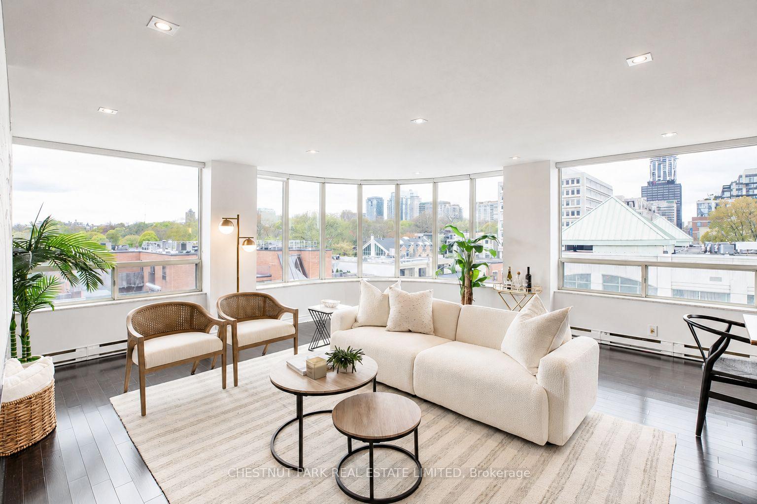 Photo of Unit 702, 1177 Yonge Street