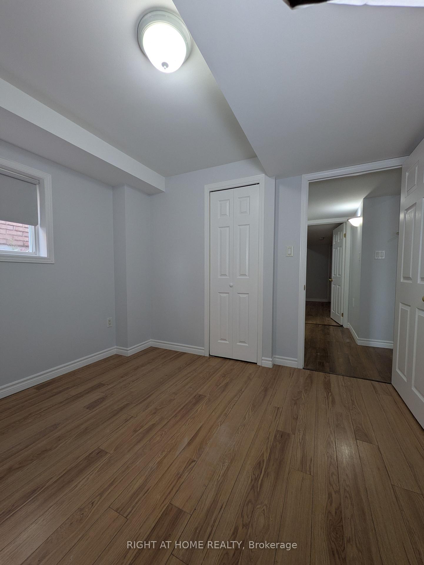 Photo 13 of 19 Butternut Drive, Barrie, Holly — HOMEH