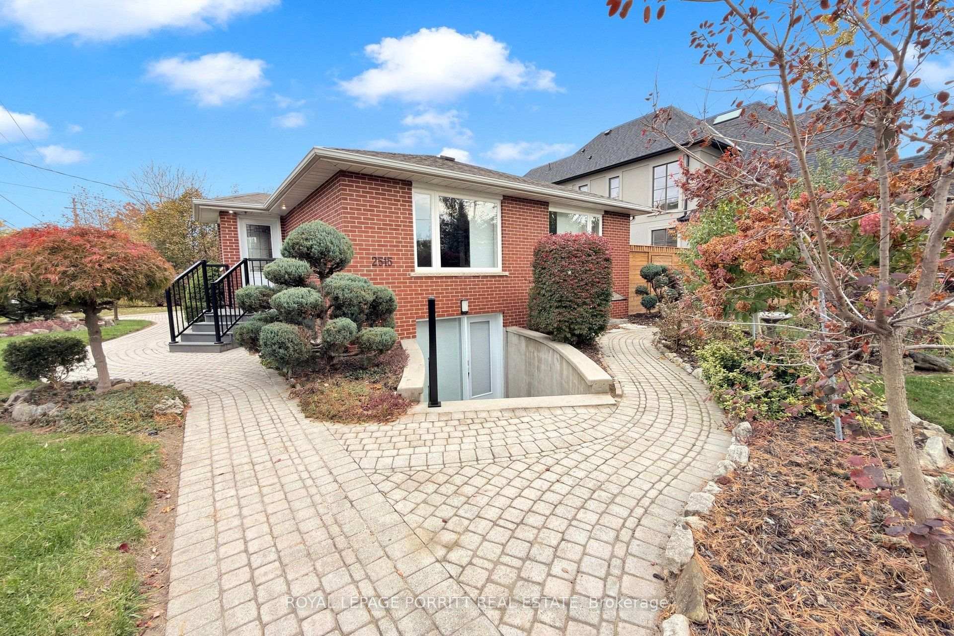 Photo of Unit lower, 2515 Edenhurst Drive
