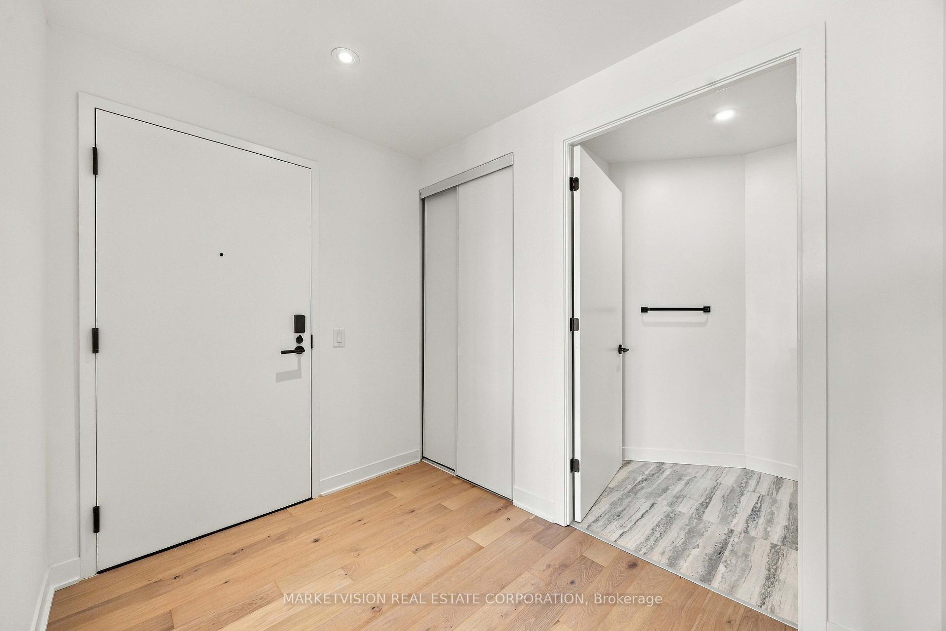 Photo of Unit 501, 2625 Dundas Street W
