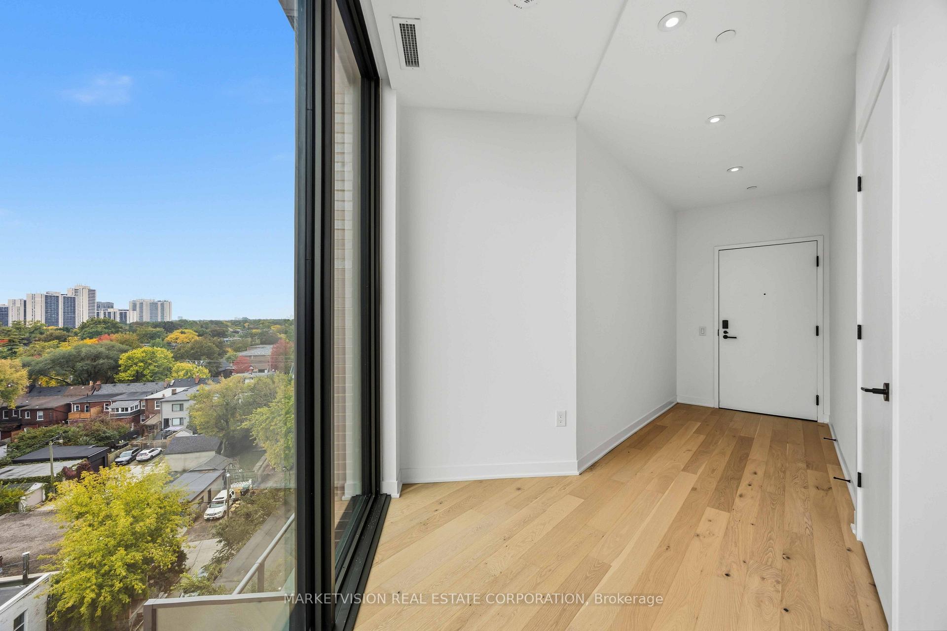 Photo of Unit 808, 2625 Dundas Street W