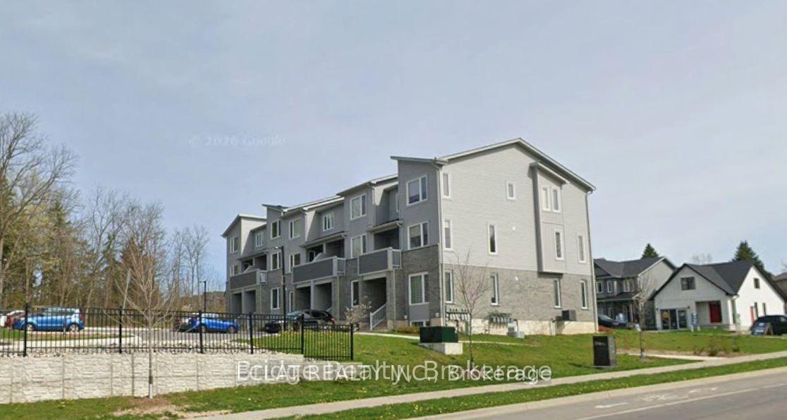 Photo of 15-990 Deveron Crescent