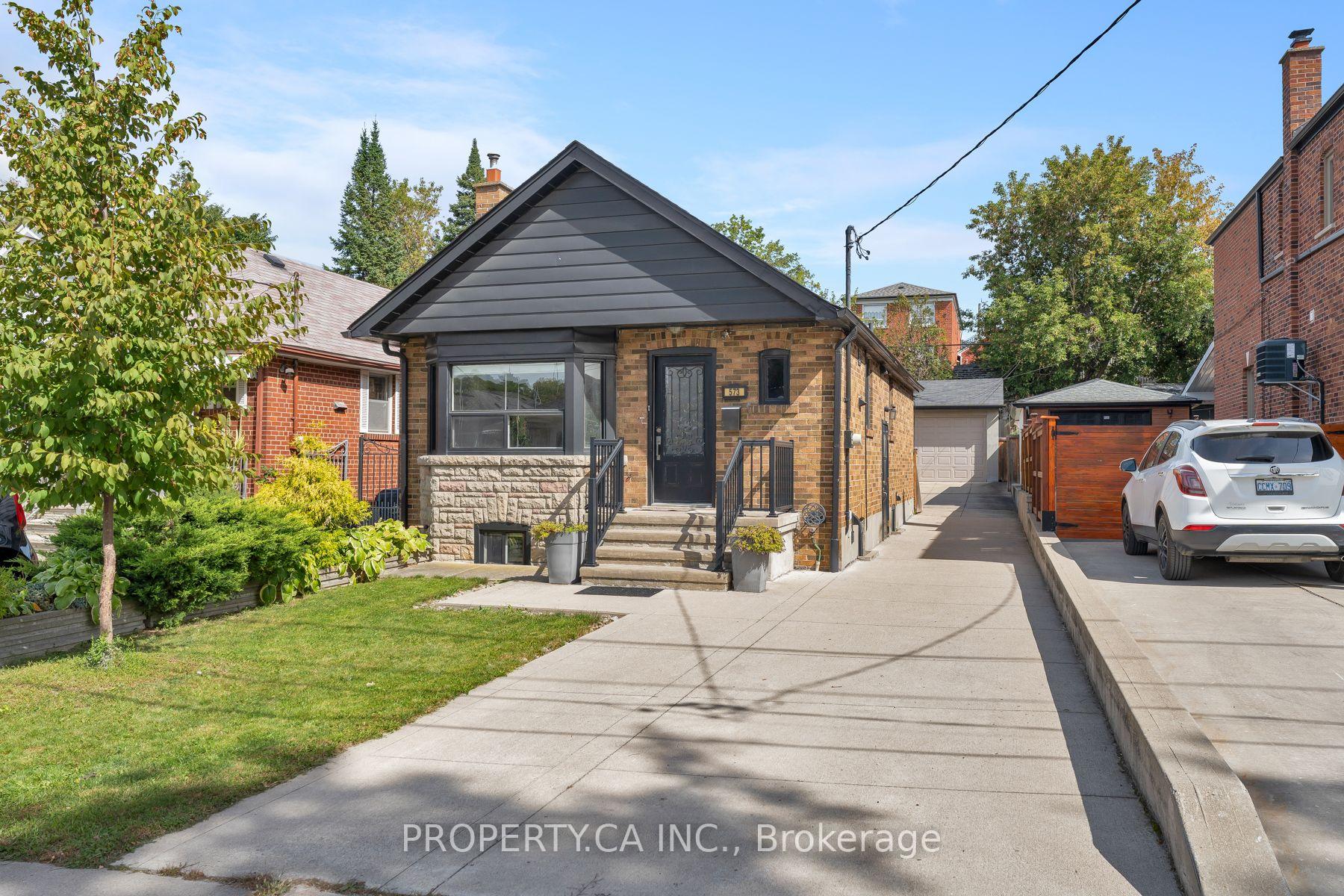 Photo of Unit Main Floor, 573 Northcliffe Boulevard
