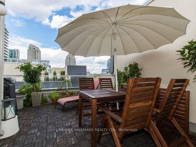 Photo of Unit #523, 36 Stadium Road