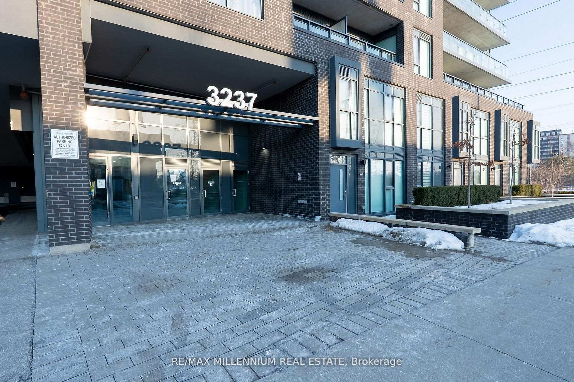 Photo of Unit 1112, 3237 Bayview Avenue