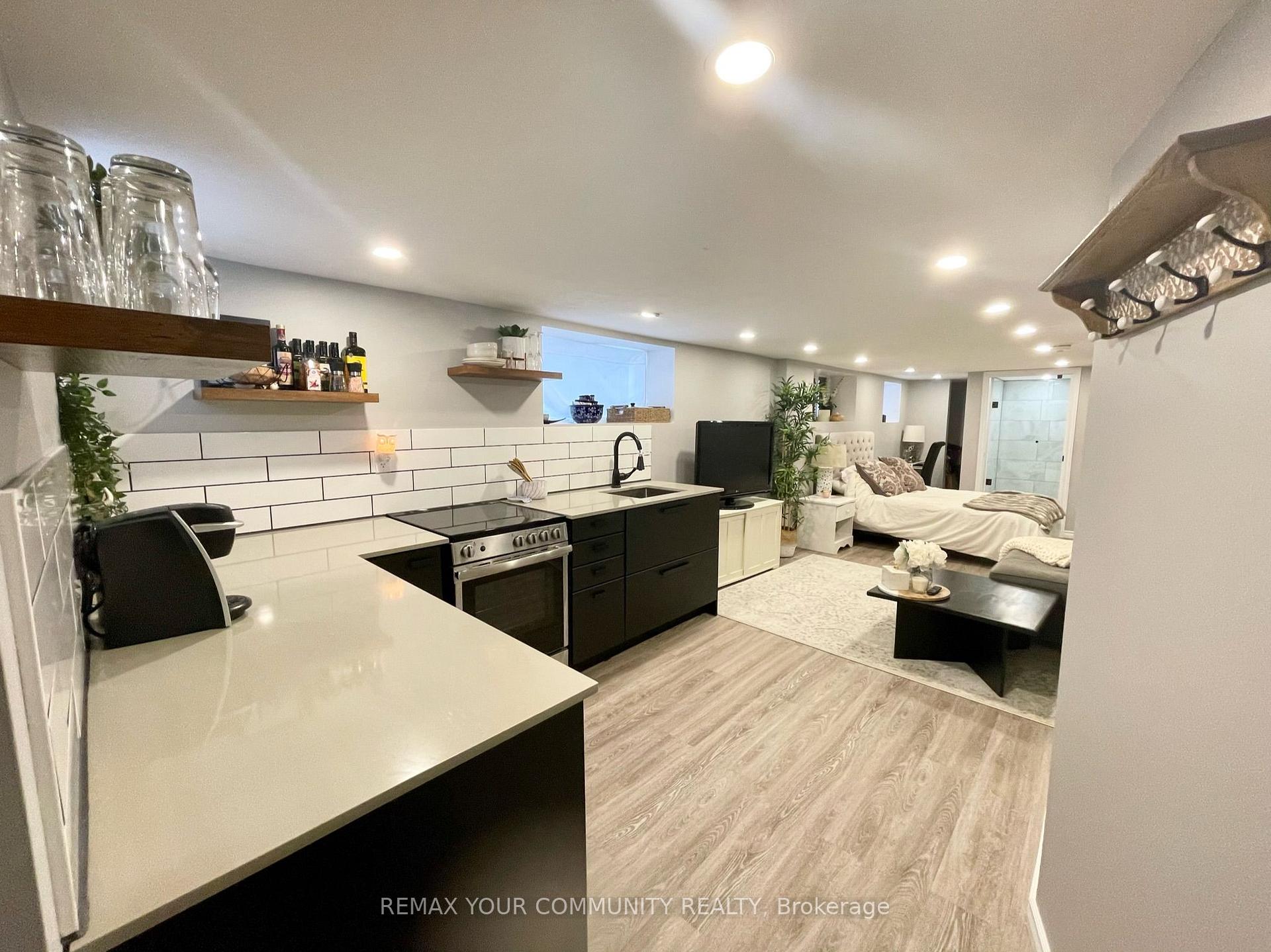 Photo of Unit Basement, 264 Sterling Road