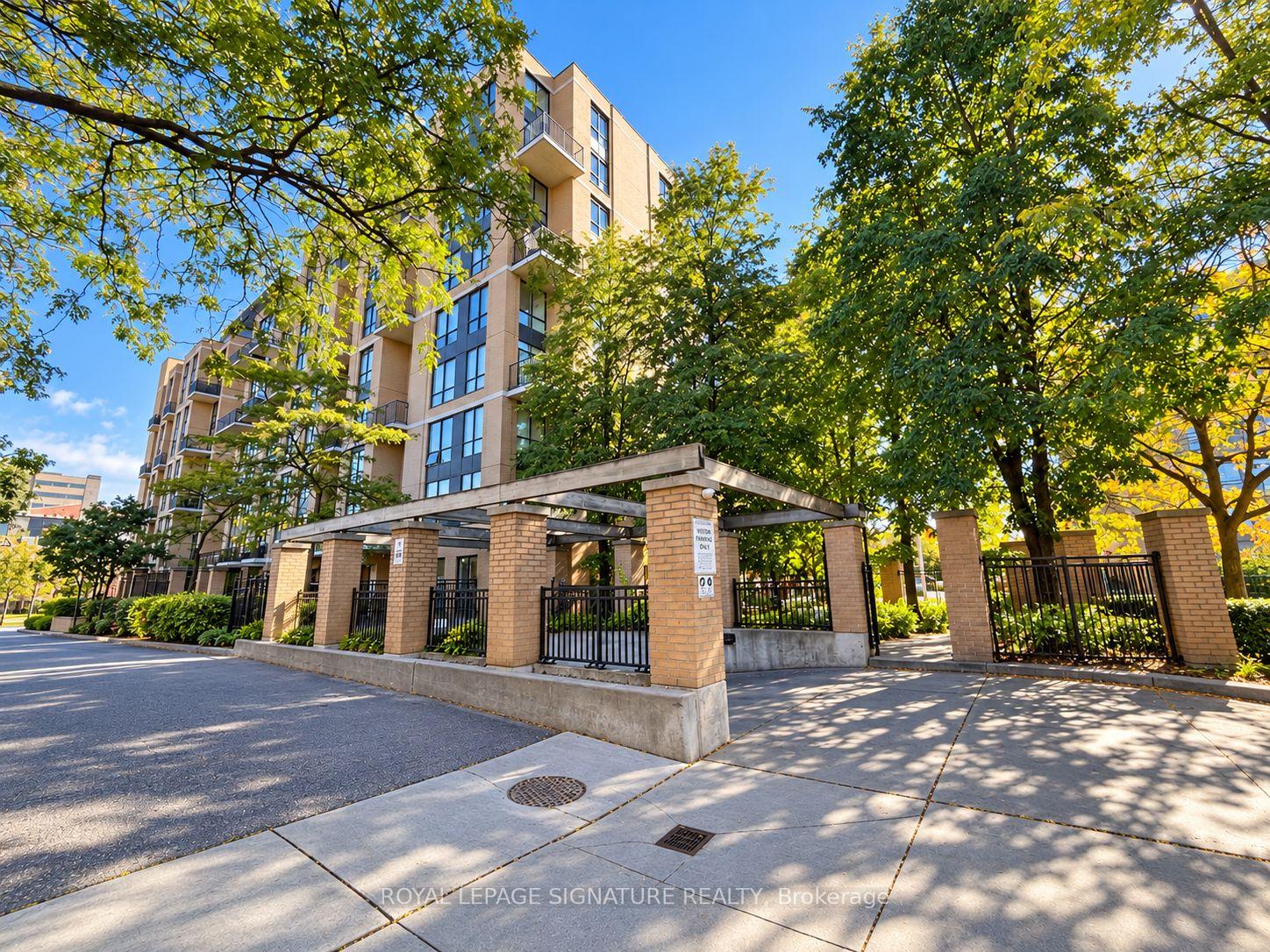 Photo of Unit 211, 800 King Street W