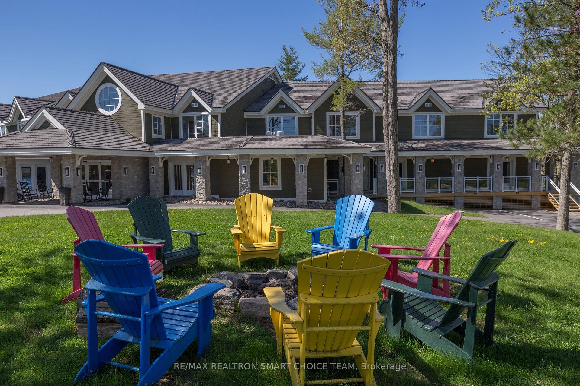 Photo of Unit L204-A1&B1, 1869 Muskoka 118 Road