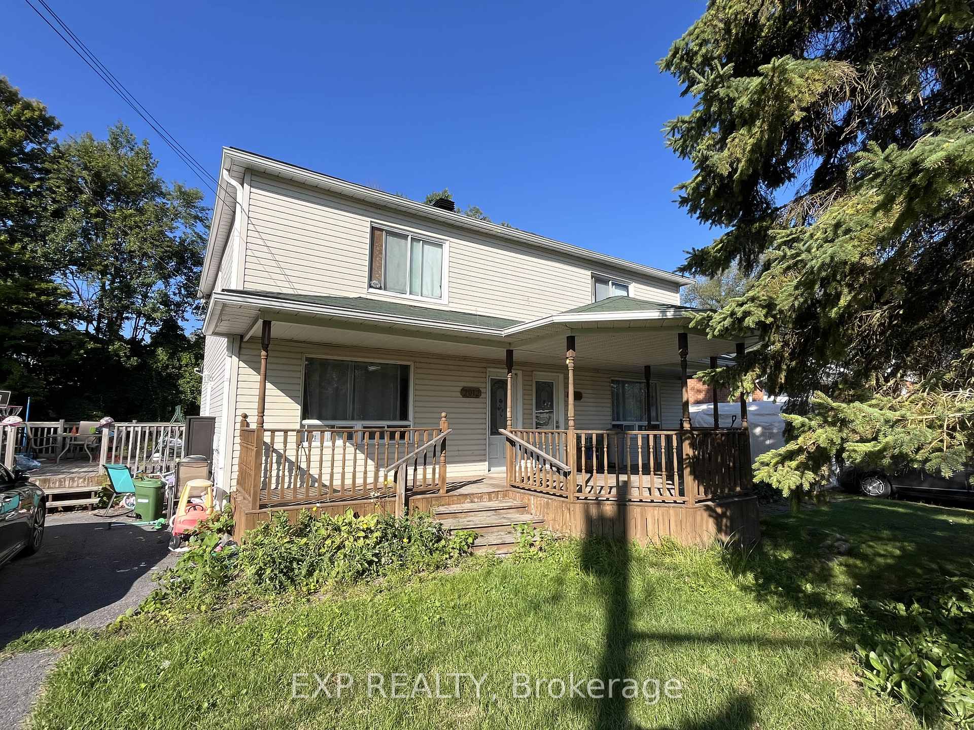 Photo 1 of 2012 Poulin Avenue, Cornwall — HOMEH