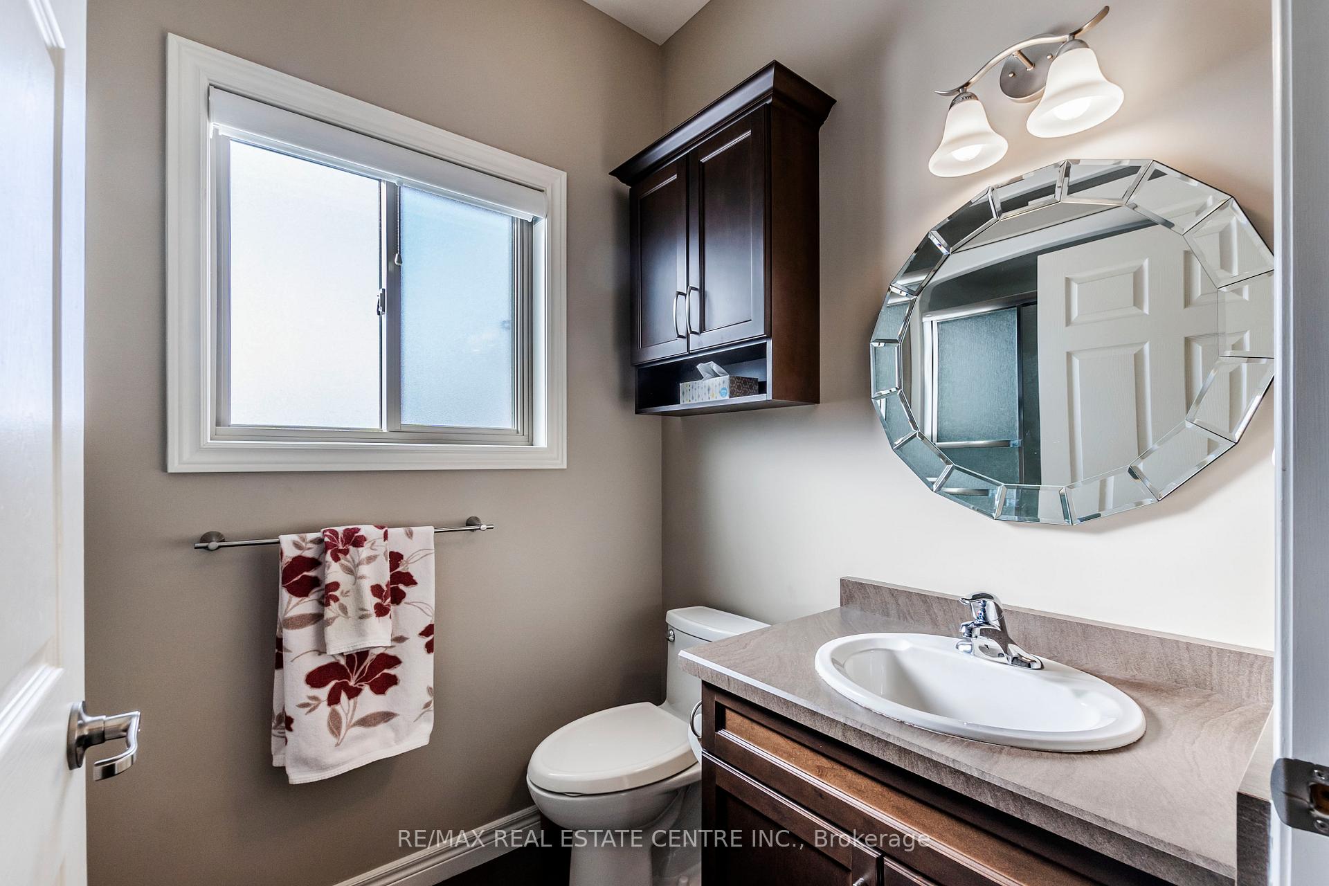 Photo 11 of 86 Willits Crescent, Brant, Brantford Twp — HOMEH