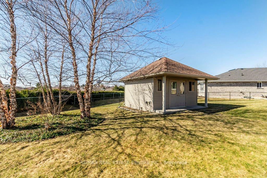 Photo 26 of 86 Willits Crescent, Brant, Brantford Twp — HOMEH