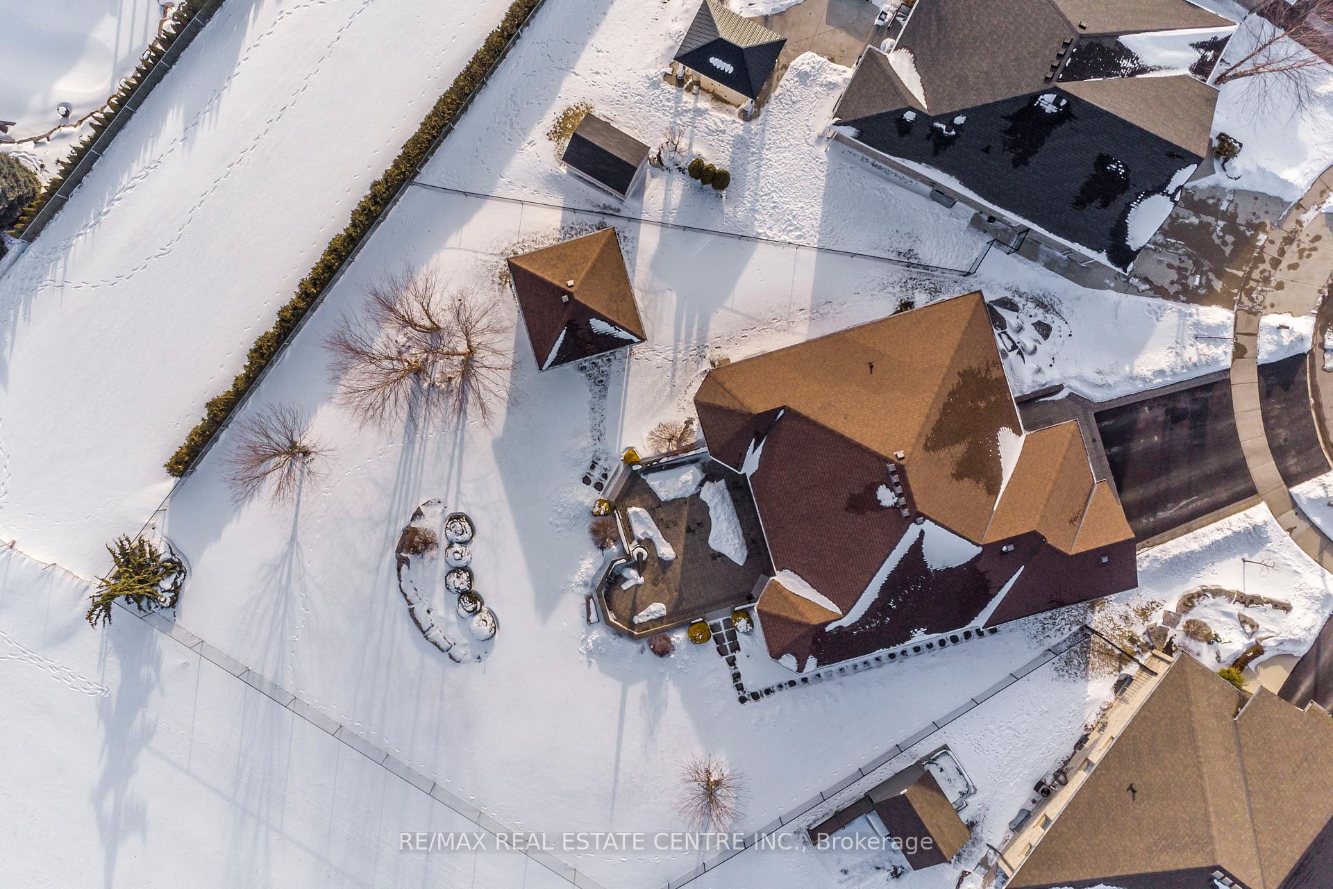 Photo 33 of 86 Willits Crescent, Brant, Brantford Twp — HOMEH