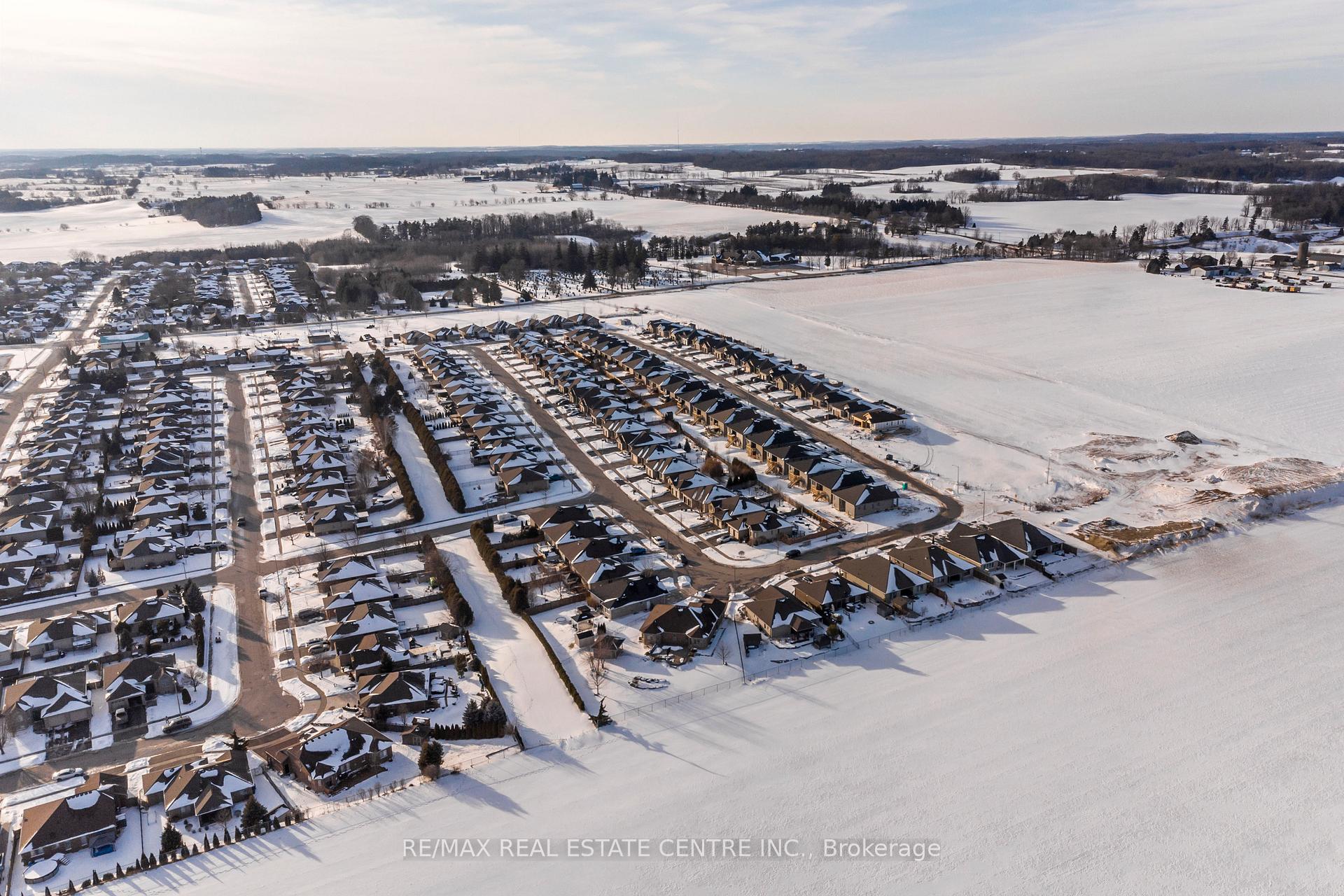 Photo 35 of 86 Willits Crescent, Brant, Brantford Twp — HOMEH