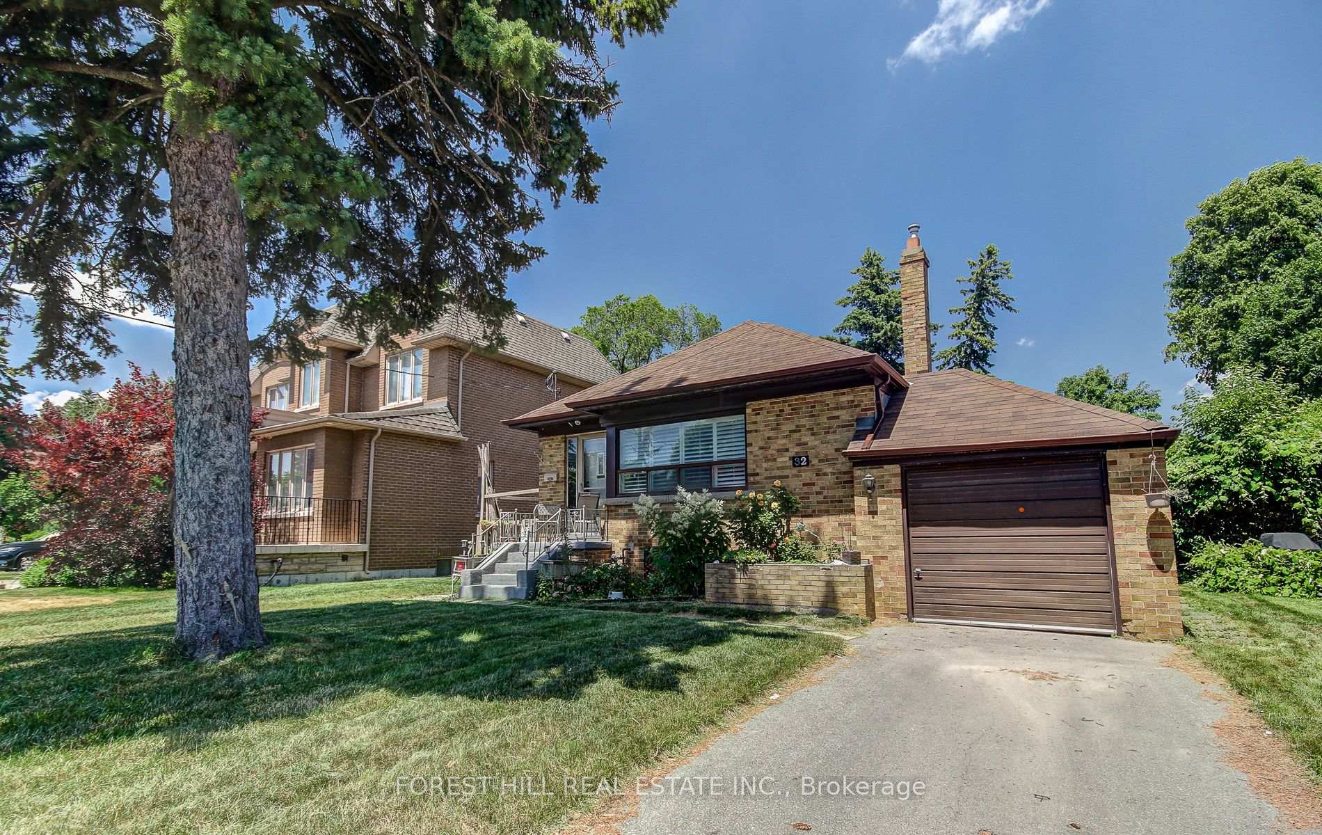 Photo of Unit Lower, 32 Laurelcrest Avenue