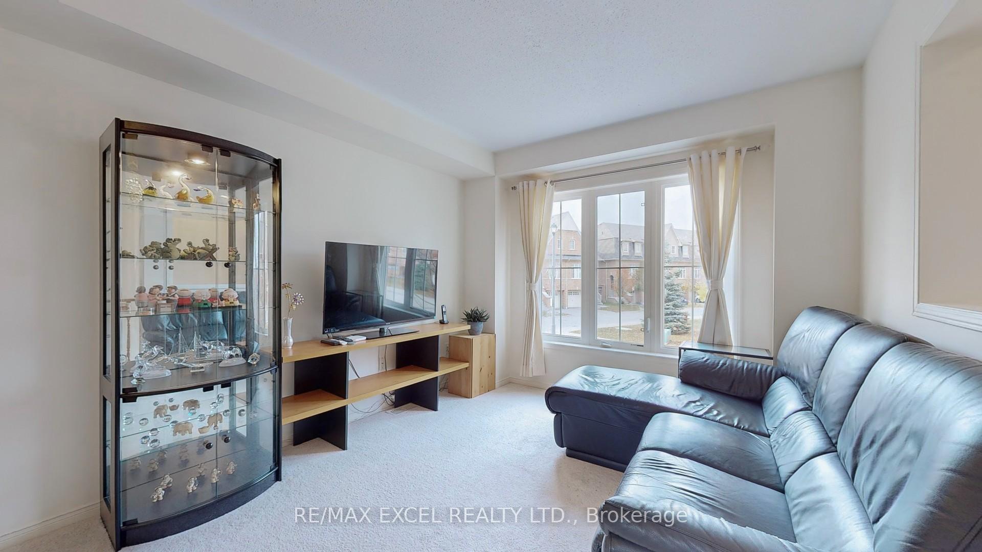 Photo 6 of Unit 26, 37 Reevesmere Lane, Ajax, Northeast Ajax — HOMEH