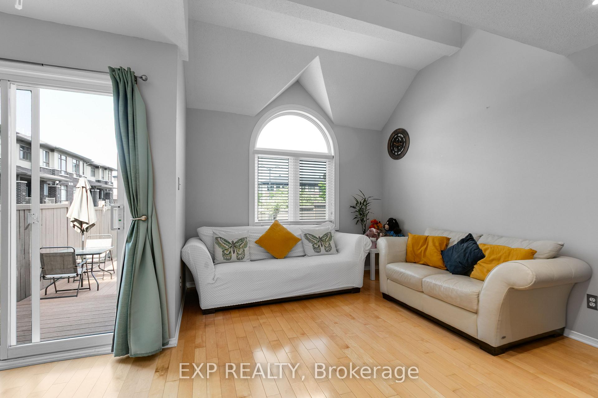 Photo 5 of 196 Daventry Crescent, Ottawa, Barrhaven - Longfields — HOMEH
