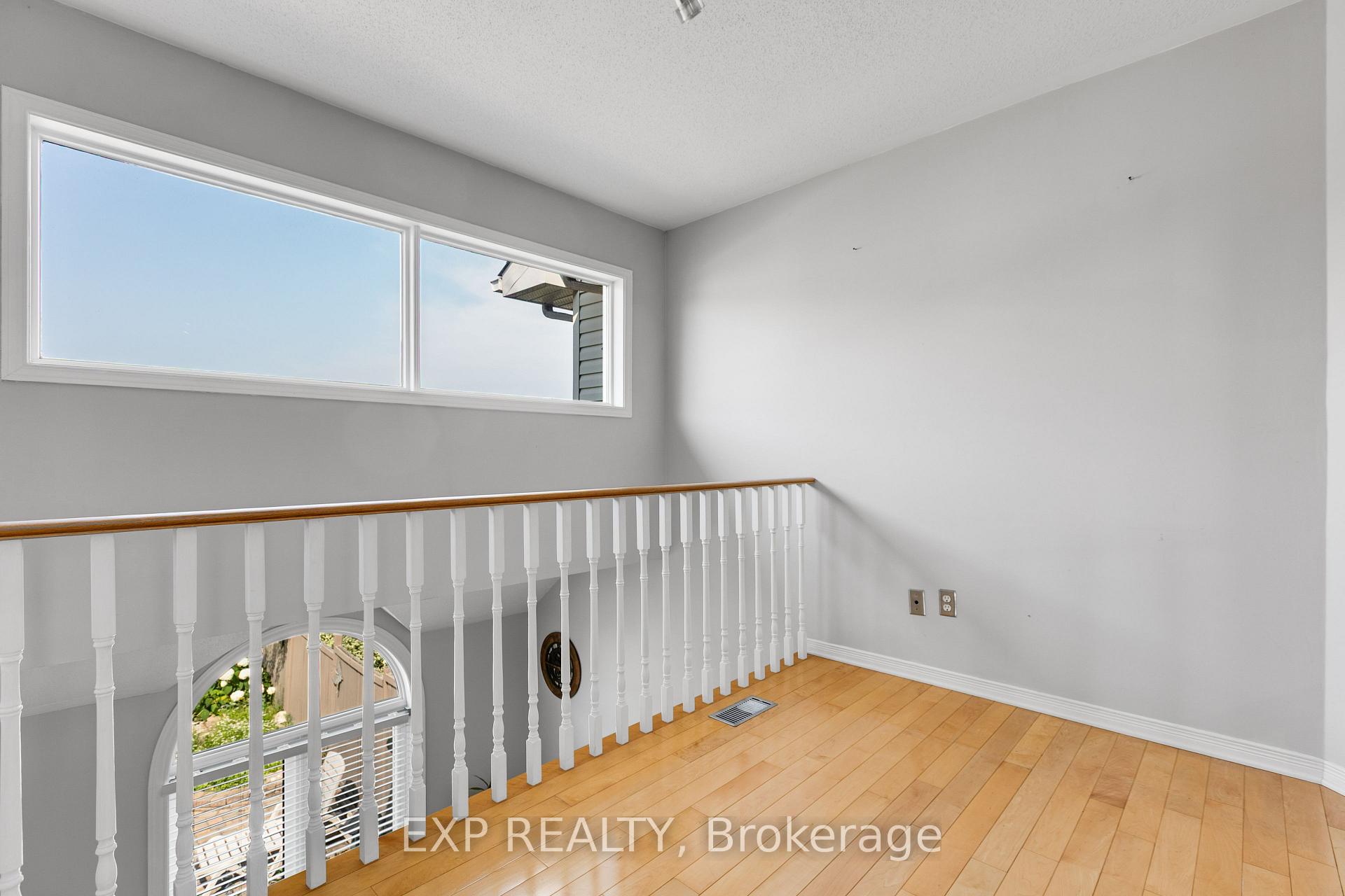 Photo 16 of 196 Daventry Crescent, Ottawa, Barrhaven - Longfields — HOMEH