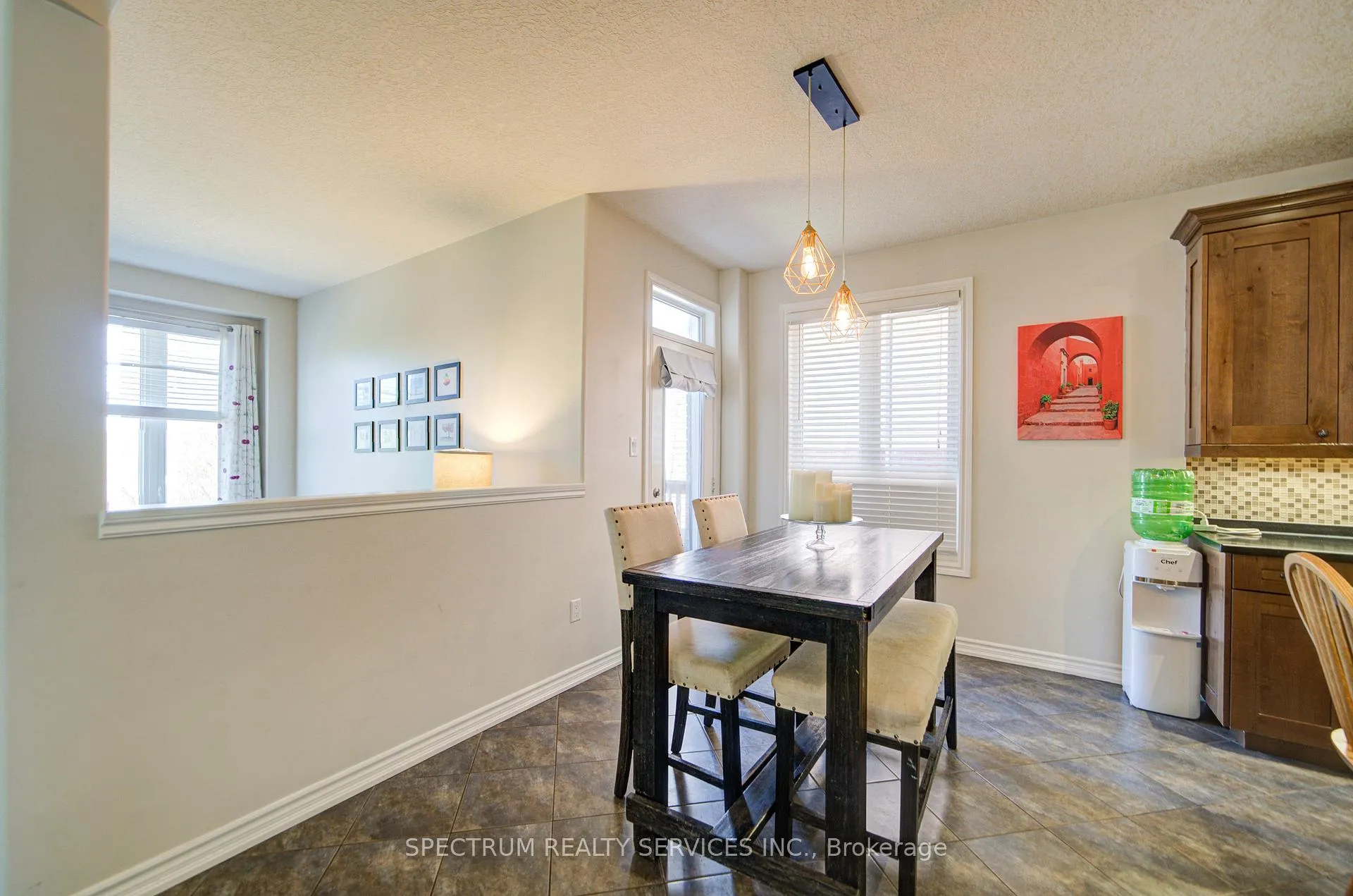 Photo 13 of 72 Graihawk Drive, Barrie, Ardagh — HOMEH