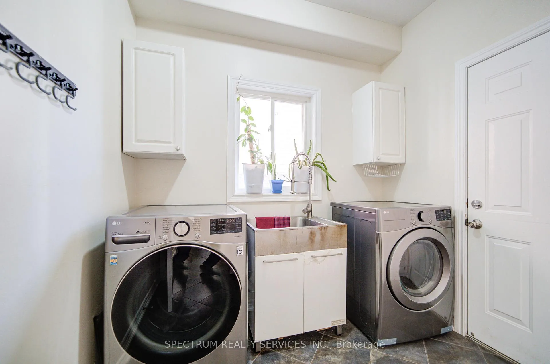 Photo 16 of 72 Graihawk Drive, Barrie, Ardagh — HOMEH